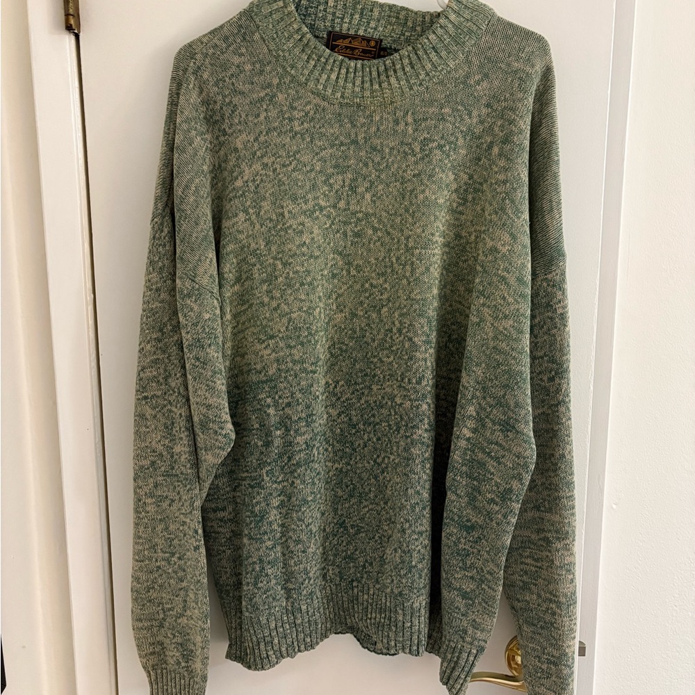 Eddie Bauer Men's Crewneck Sweater in Green